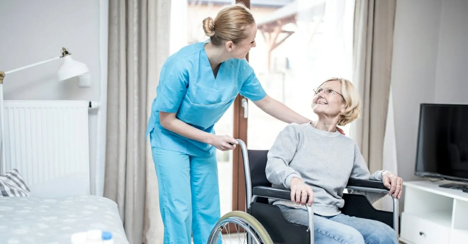 Pulse Home Health nurse providing skilled care to a senior at home